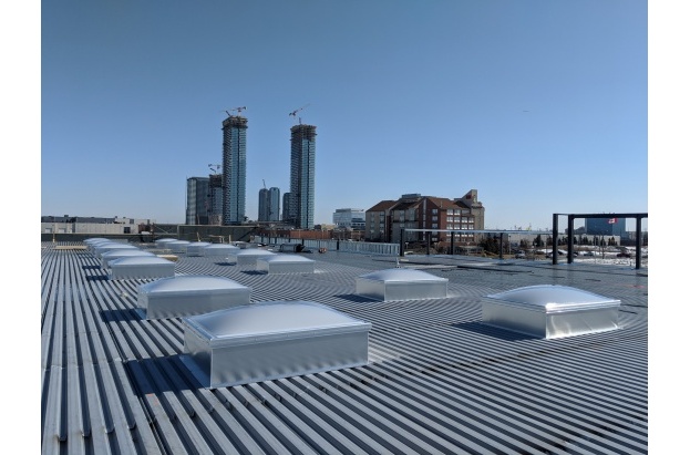 Flat Roof Commercial Acrylic Dome Skylights With Aluminum Curbs